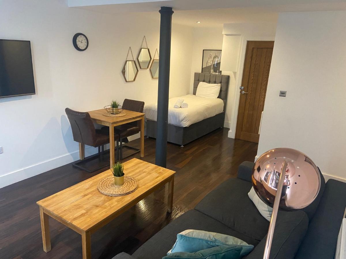 Central Aparthotel By Ustay Liverpool Extérieur photo