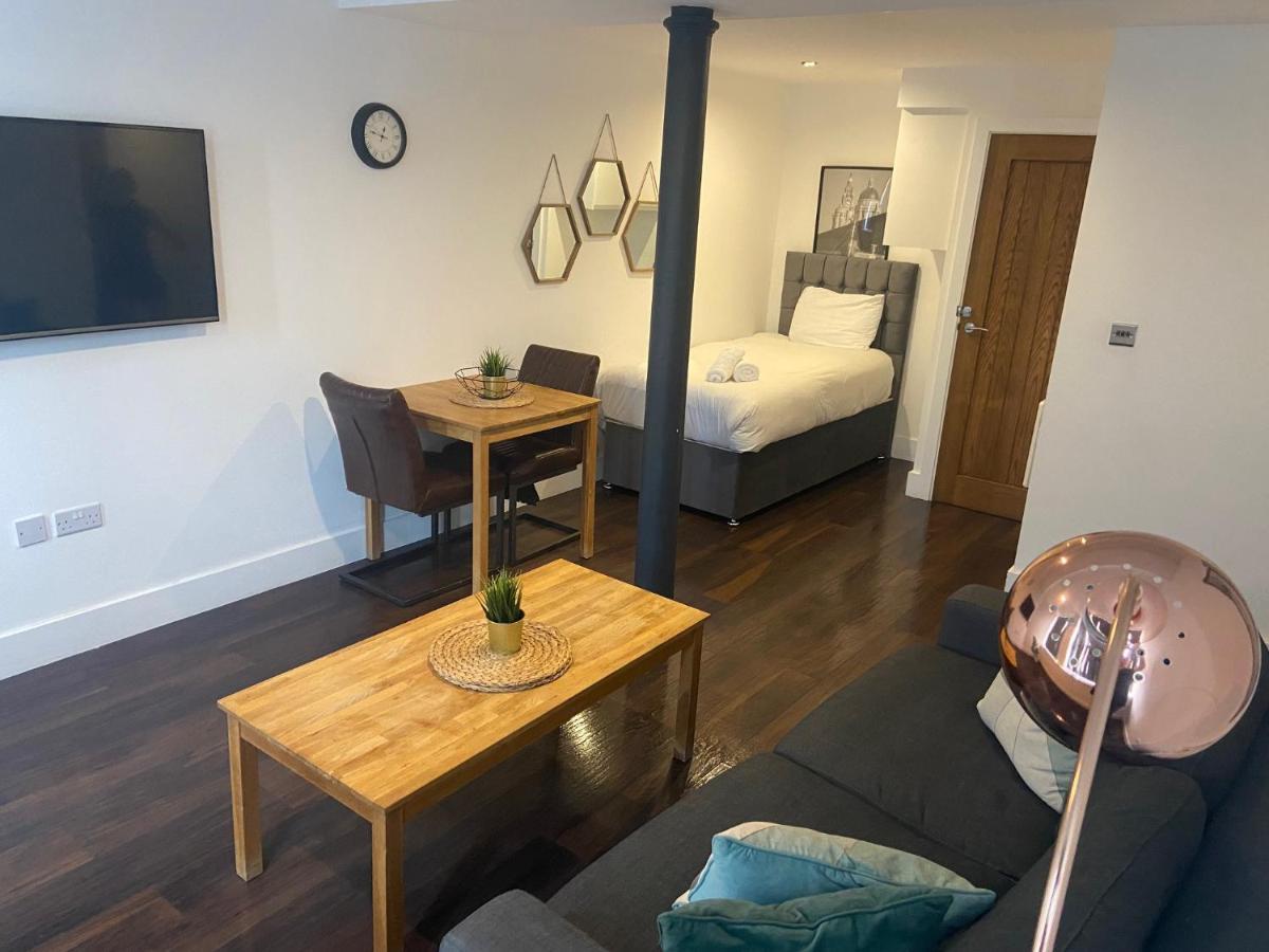 Central Aparthotel By Ustay Liverpool Extérieur photo
