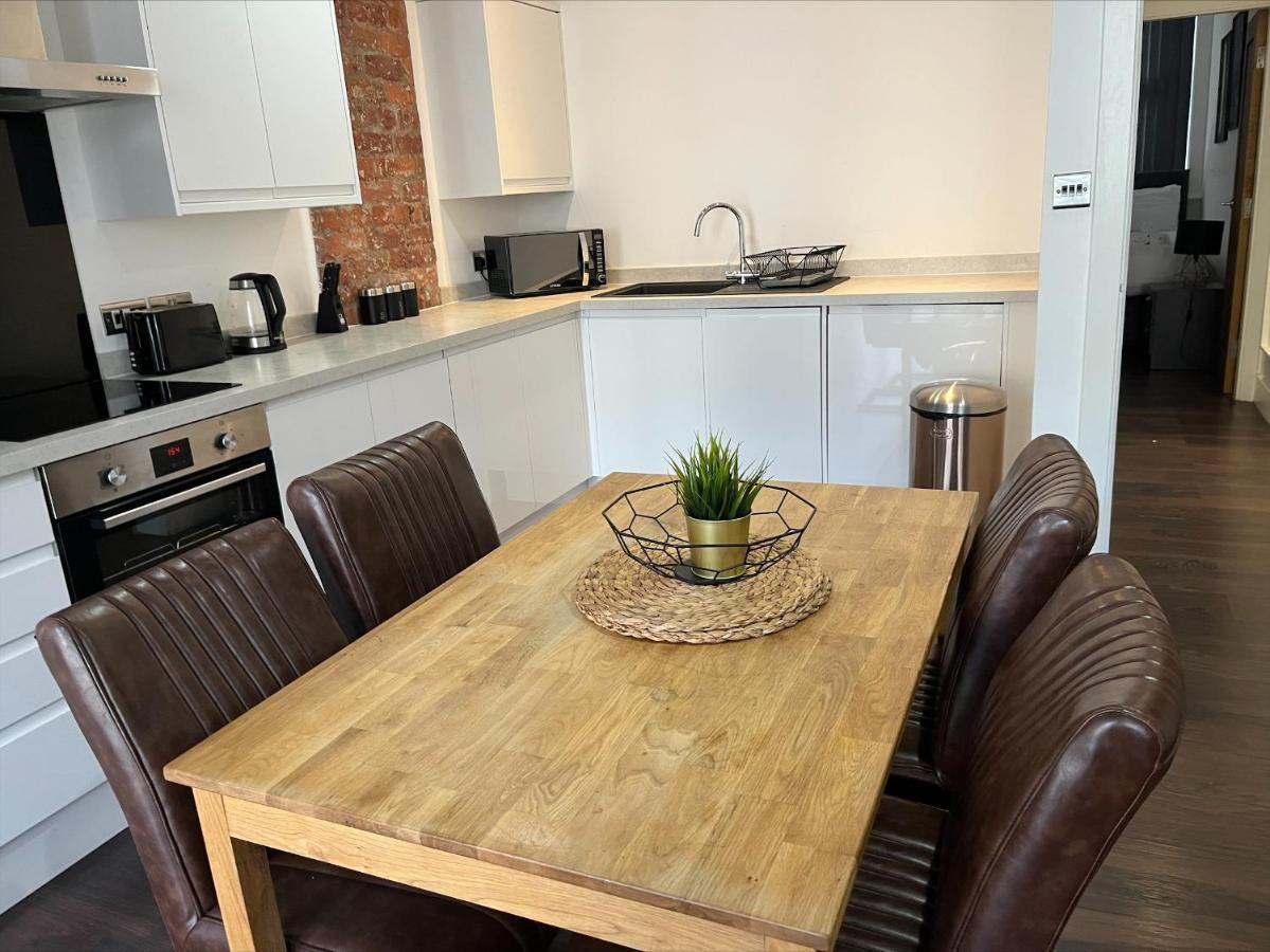 Central Aparthotel By Ustay Liverpool Extérieur photo
